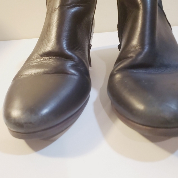 Crown Vintage Tabitha black Leather ankle booties size 8M - Picture 4 of 11